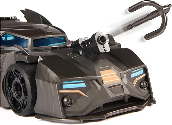 DC Comics, Crusader Batmobile Playset with Exclusive 4-inch Batman Figure